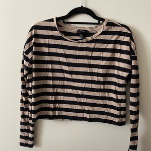 Long sleeve loose crop top